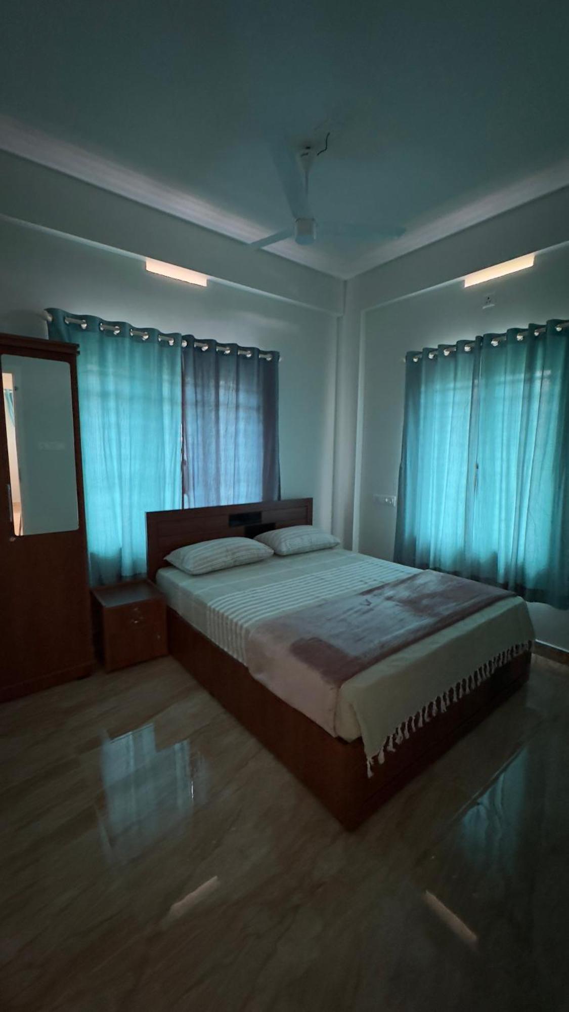 The Karlyle Homestay Vaduvanchal Экстерьер фото