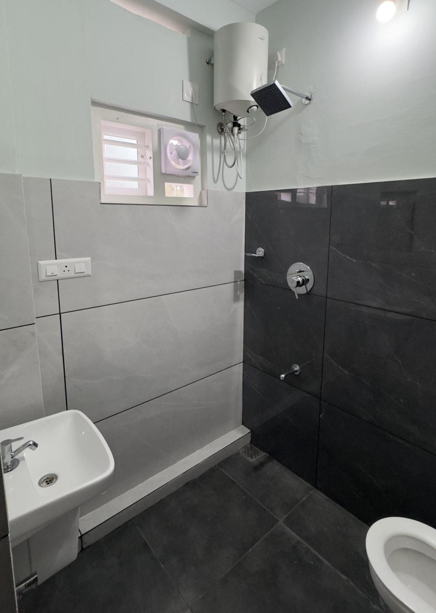 The Karlyle Homestay Vaduvanchal Экстерьер фото